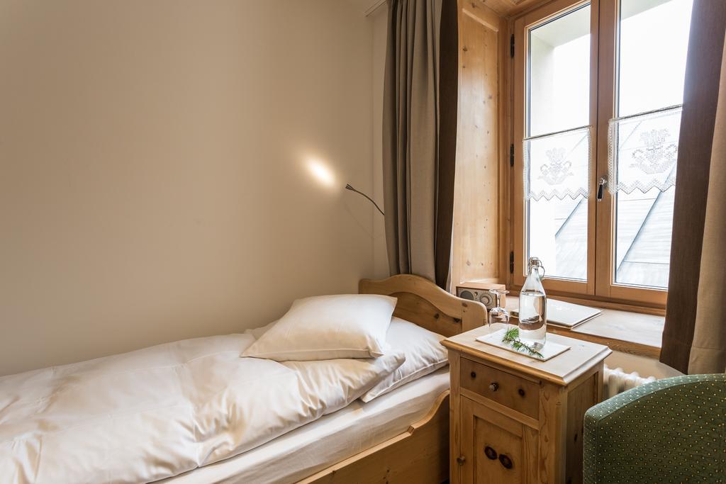Meisser Hotel "Superior" 과르다 외부 사진