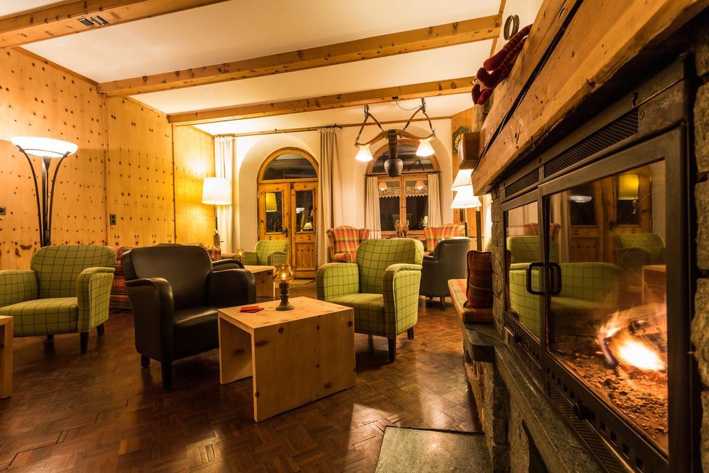 Meisser Hotel "Superior" 과르다 외부 사진